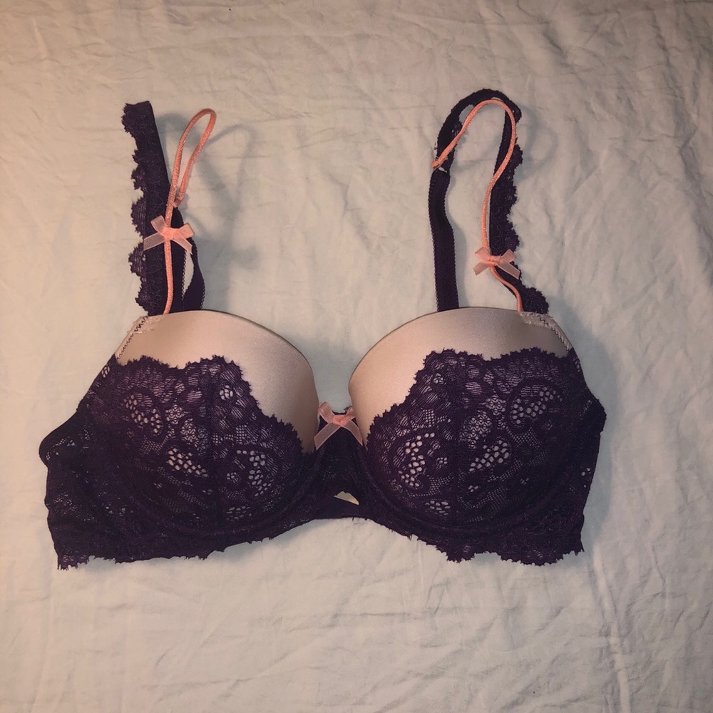 Victoria’s Secret Body By Victoria Bra